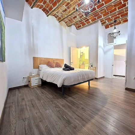 Apartahotel Casa Batito Оспиталет де Лобрегат Екстериор снимка