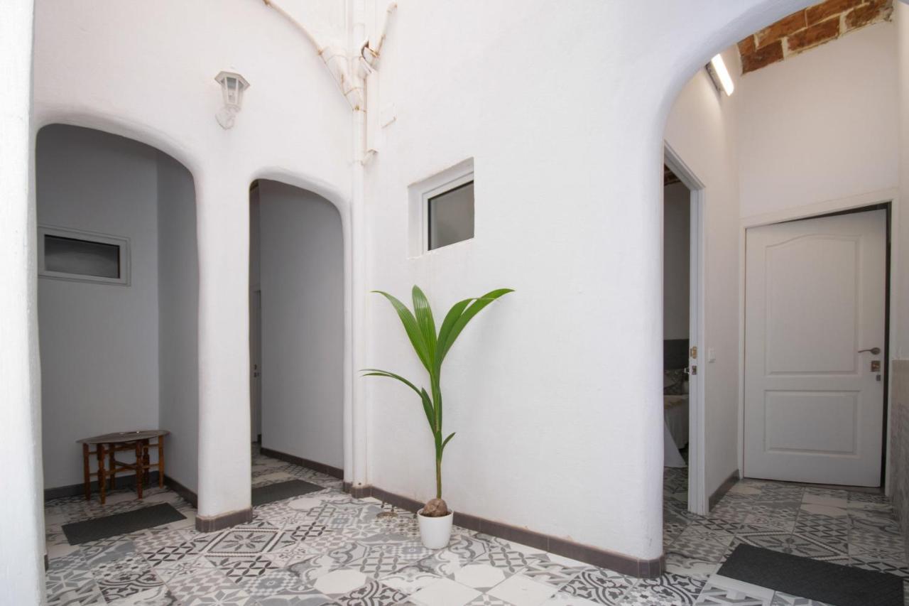 Apartahotel Casa Batito Оспиталет де Лобрегат Екстериор снимка