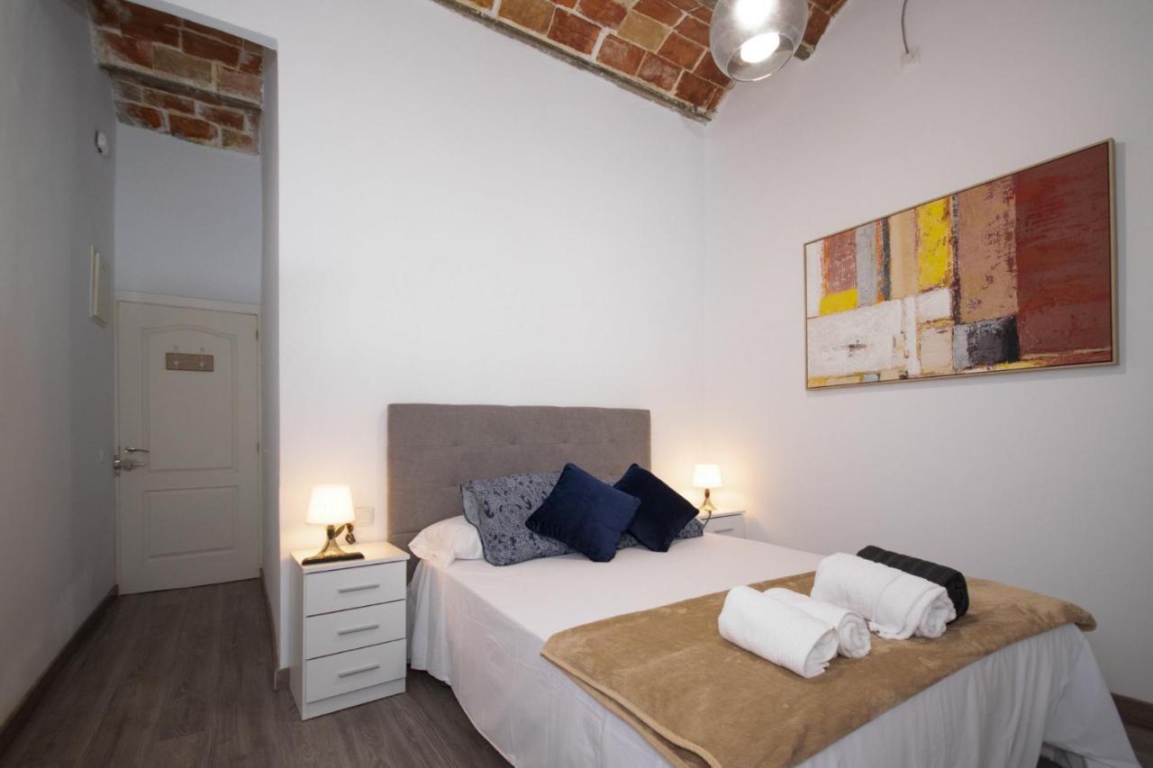 Apartahotel Casa Batito Оспиталет де Лобрегат Екстериор снимка
